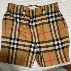 Infant boys Burberry shorts size 6months